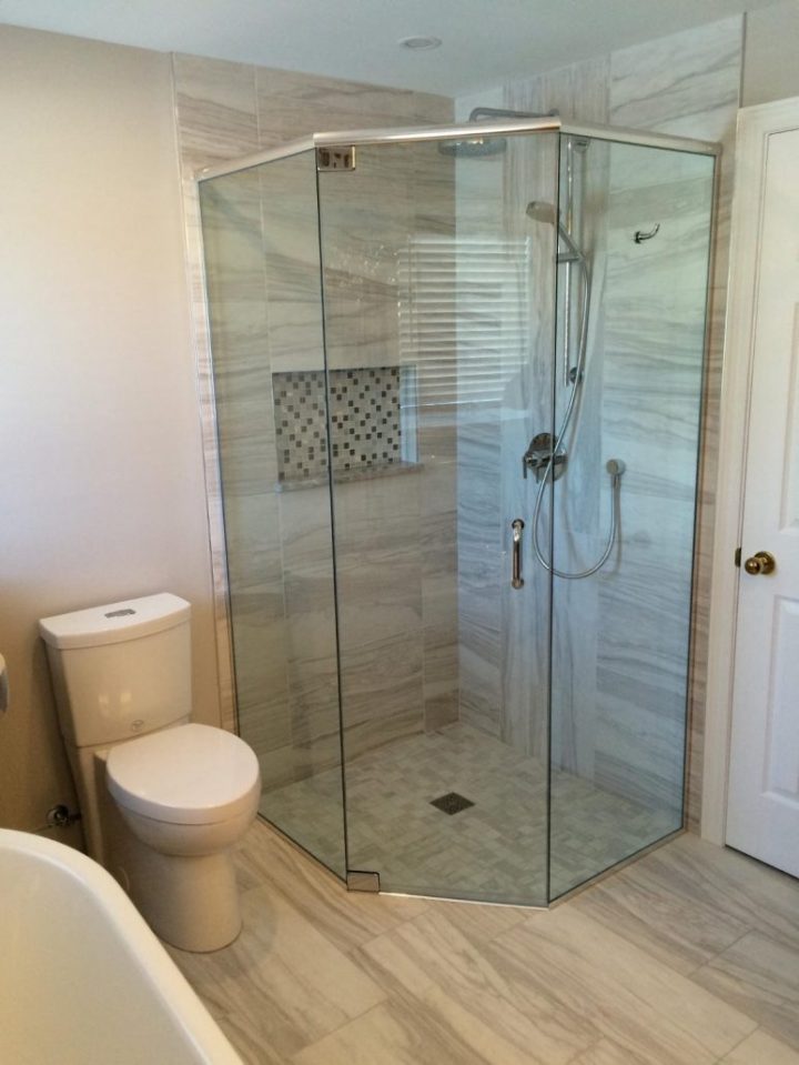 Douche En Angle Sur Mesure (Néo-Angle) – Vitrerie Verre Design pour Douche Sur Mesure Boucherville