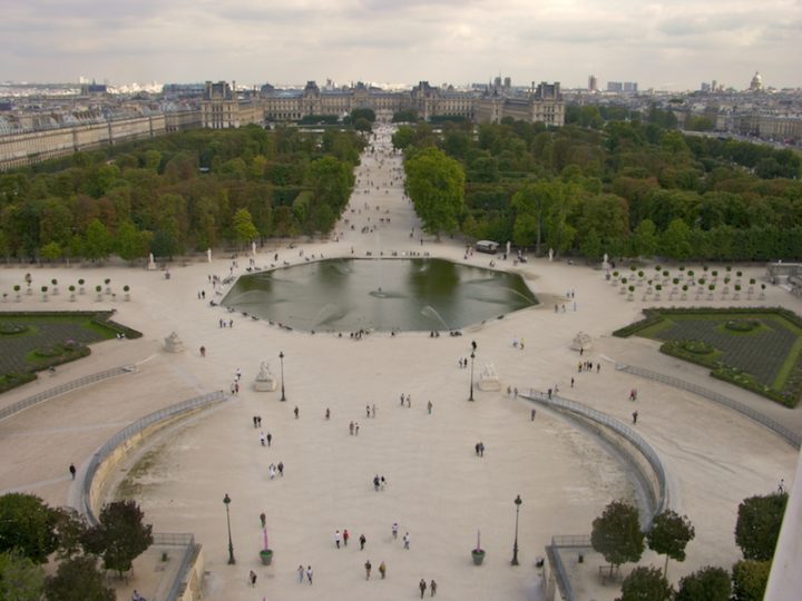 File:paris Tuilerie Un Bassin Et Le Louvre – Wikimedia à Jardin Du Louvre