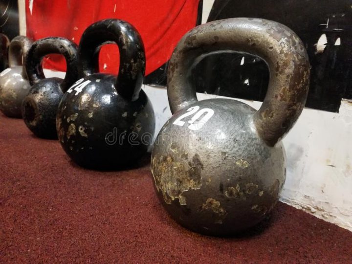 Flor Photos Stock – Téléchargez 8,152 Photos Libres De Droits dedans Piscine Bois Laranja