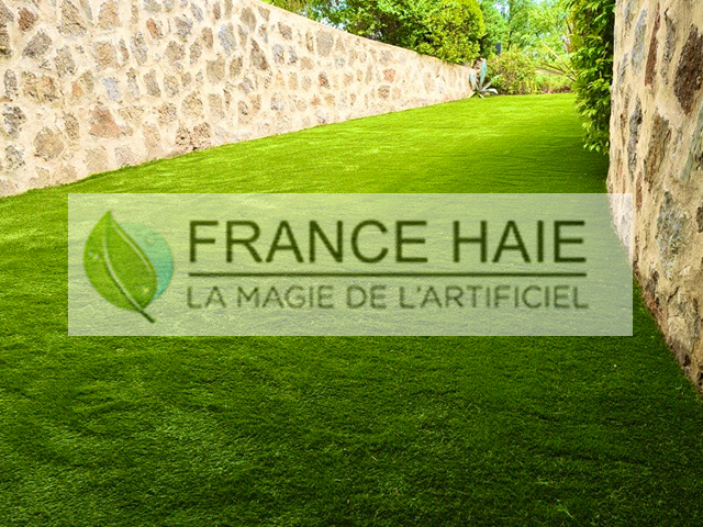 Gazon Synthétique Et Pelouse Artificielle Haut De Gamme dedans Gazon Synthétique Haut De Gamme