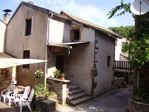 Gite Des Pipelettes – Gite De Groupe Aveyron 18 Couchages serapportantà Gite De Groupe Aveyron