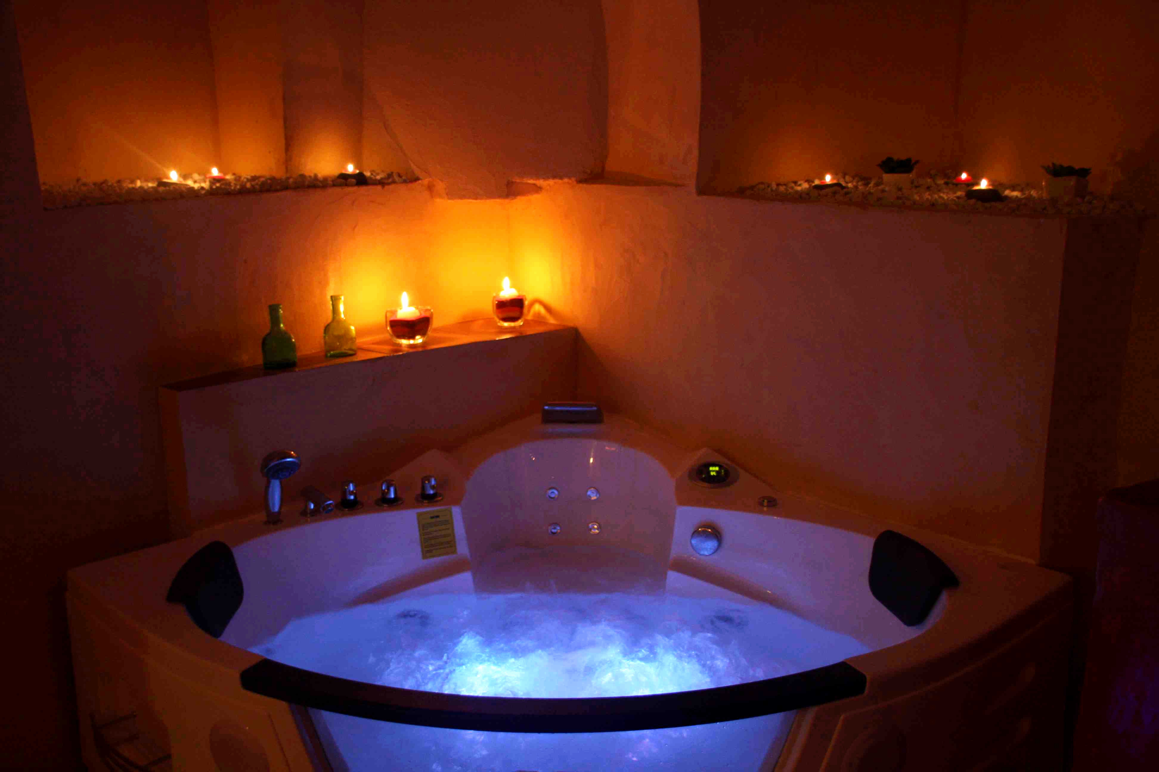 Hotel Avec Jacuzzi Dans La Chambre Lyon Gamboahinestrosa