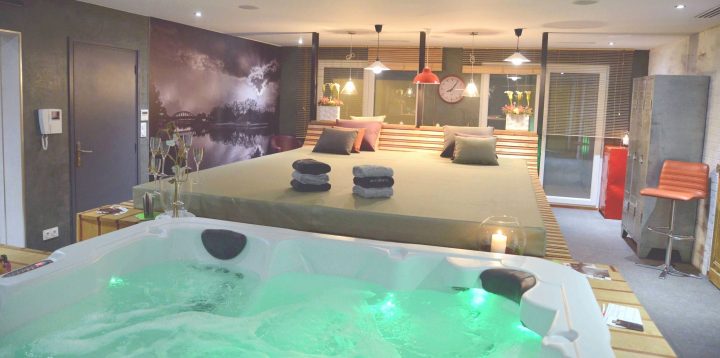 Hotel Rhone Alpes Avec Jacuzzi Privatif | Fast2Light dedans Jacuzzi Privatif Rhone Alpes