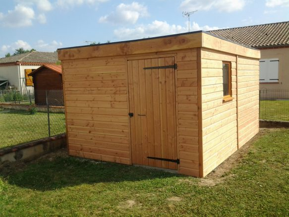 Le Cabanon Bois Toit Plat : Un Effet Moderne Au Jardin tout Cabanon Toit Plat