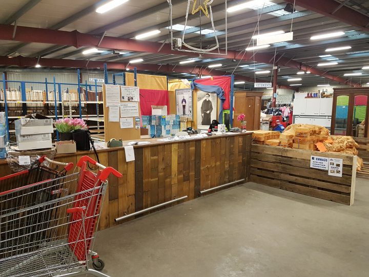 Le Magasin De Grande-Synthe – Emmaus Dunkerque concernant Meuble Emmaus