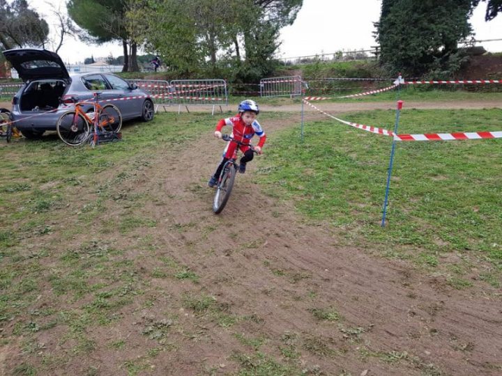 L'École De Cyclisme Bmc Béziers, L'Apprentissage Du Vélo intérieur Laser Game Beziers