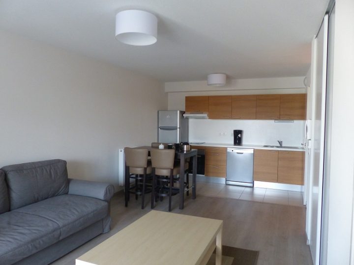 Location Appartement Meublé 2 Pièces 42M² (Bordeaux) Par intérieur Location Appartement Meublé Bordeaux Location Appartement Meublé 2 Pièces 42M² (Bordeaux) Par intérieur Location Appartement Meublé Bordeaux