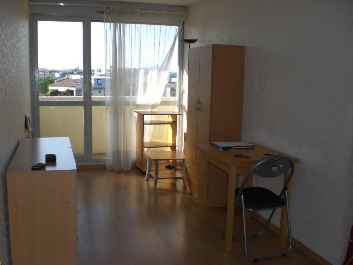 Location Studio Meublé Avec Cuisine Équipée À Montpellier destiné Studio Meublé Montpellier