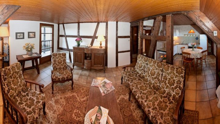 Meublé De Tourisme Rolli Bernard / Maison Bleue | Visit Alsace encequiconcerne Fiscalité Meublé De Tourisme