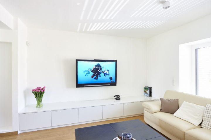 Meuble Tv Bas Blanc Design | Meuble Bas Salon, Meuble encequiconcerne Meuble Crack Meuble Tv