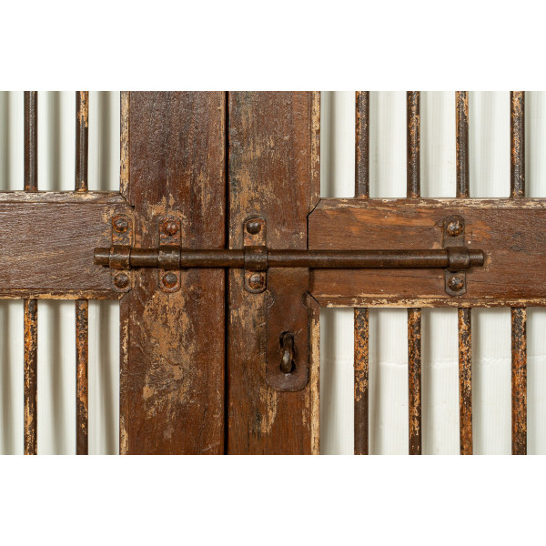 Porte Antique Avec Caillebotis En Bois De Teck Finement pour Caillebotis Bois Teck Porte Antique Avec Caillebotis En Bois De Teck Finement pour Caillebotis Bois Teck