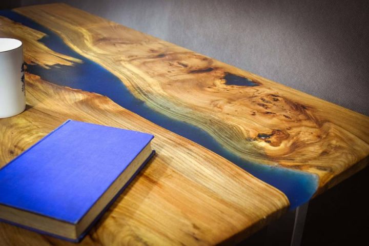 Resin River Coffee Table On Steel Base By Frances Bradley avec Table Bois Resine Resin River Coffee Table On Steel Base By Frances Bradley avec Table Bois Resine