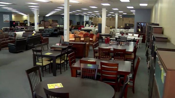 Surplus Rd, Le Plus Grand Liquidateur De Meubles Au Québec destiné Don De Meubles