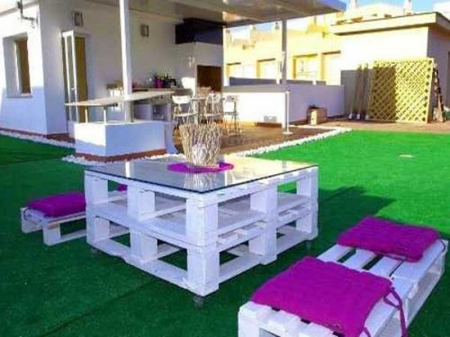 Table-Basse-Palette-Pour-Salon-De-Jardin-En-Palette dedans Salon De Jardin Palette