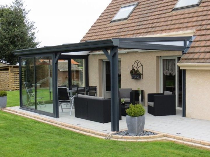 Veranda / Pergola En Aluminium Gris Et Stores | Pergola serapportantà Abri Aluminium Sur Mesure