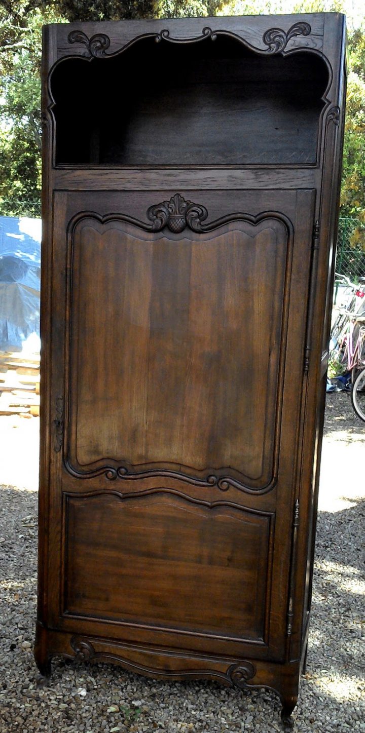 Www.didoulabrocante.fr: Ancien Meuble Armoire Bonnetière avec Homme Debout Meuble Www.didoulabrocante.fr: Ancien Meuble Armoire Bonnetière avec Homme Debout Meuble