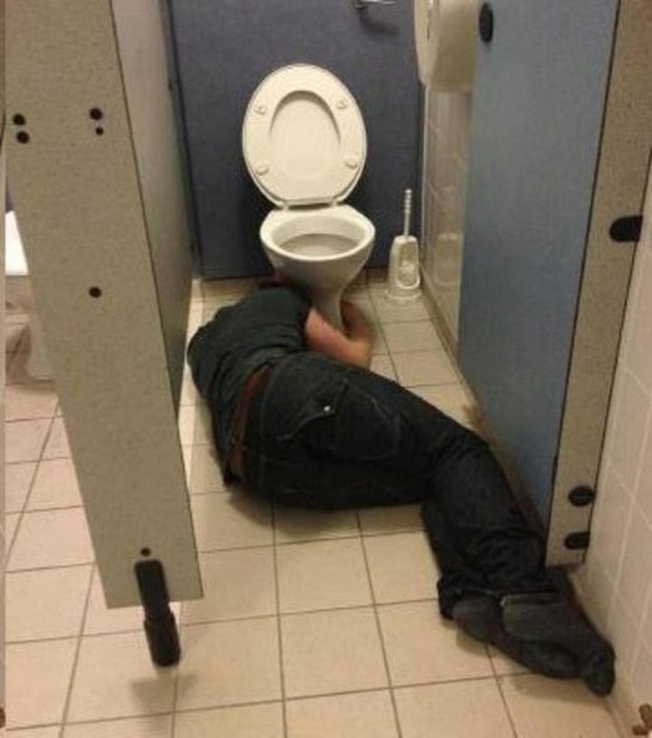 11 Choses Sales Que Vous Faites Tous Aux Toilettes serapportantà Toilette Complète Au Lit