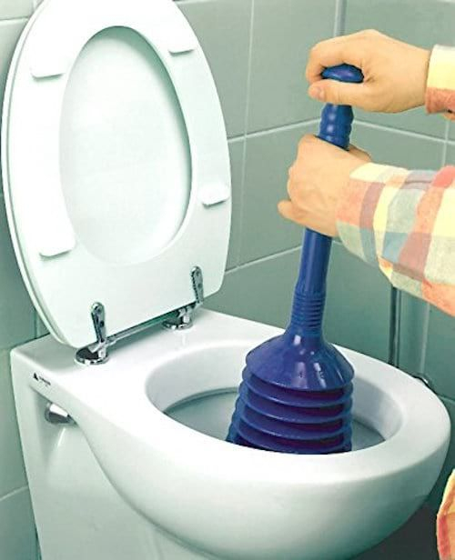 28 Astuces Pour Déboucher Wc Et Canalisations Sans pour Comment Deboucher Un Toilette