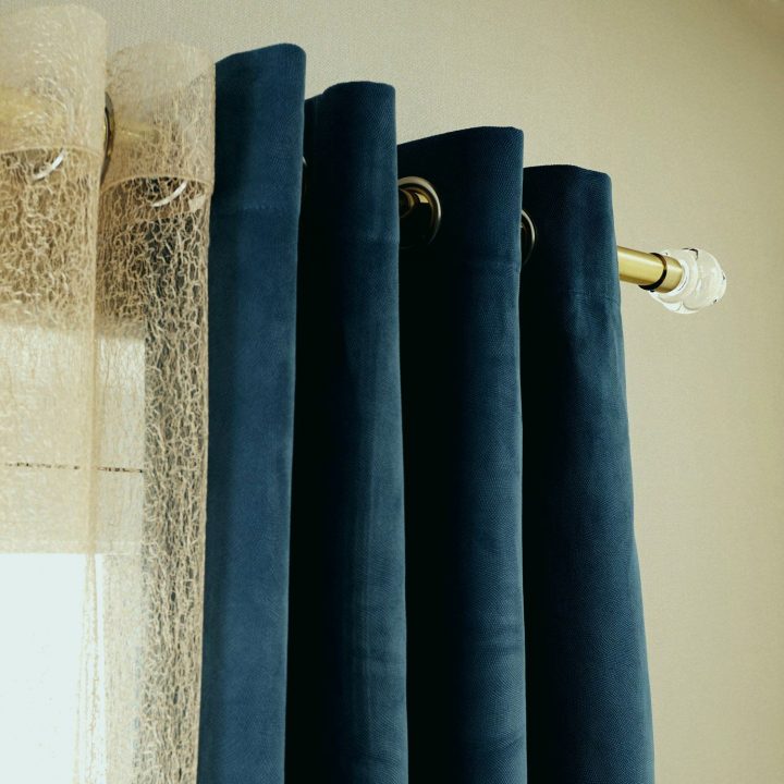 93 Idées De Design Rideau Occultant Velux dedans Rideau Occultant Definition 93 Idées De Design Rideau Occultant Velux dedans Rideau Occultant Definition