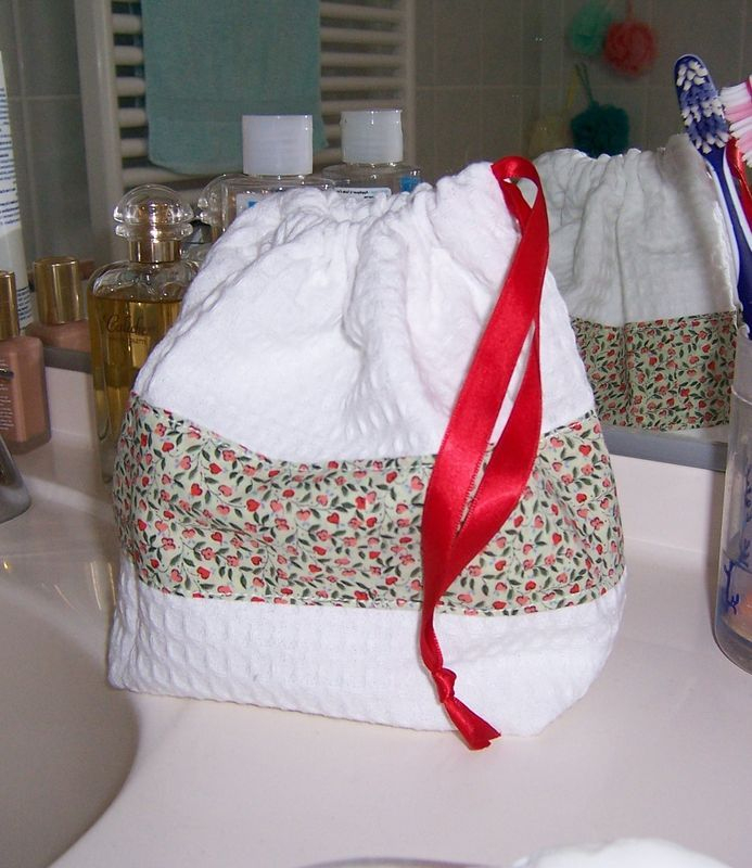 A Vos Machines ! – Des Idées Par Milliers ! | Diy Trousse pour Modele Trousse De Toilette