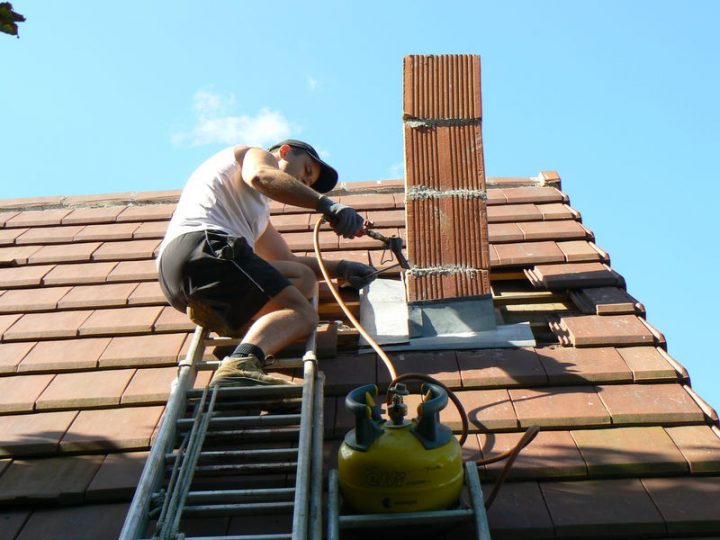 Abergement De Cheminée Et Encore Un Peu De Beton. encequiconcerne Chapeau De Cheminée Béton