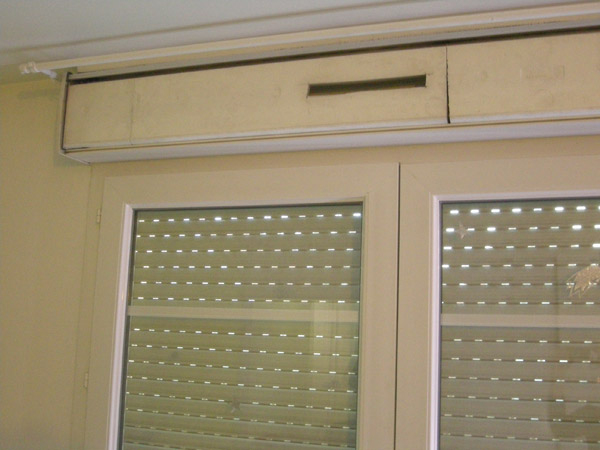 Accrocher Rideau Coffre Volet Roulant | Matelas – Rideau tout Rideaux Pour Cacher Coffre Volet Roulant