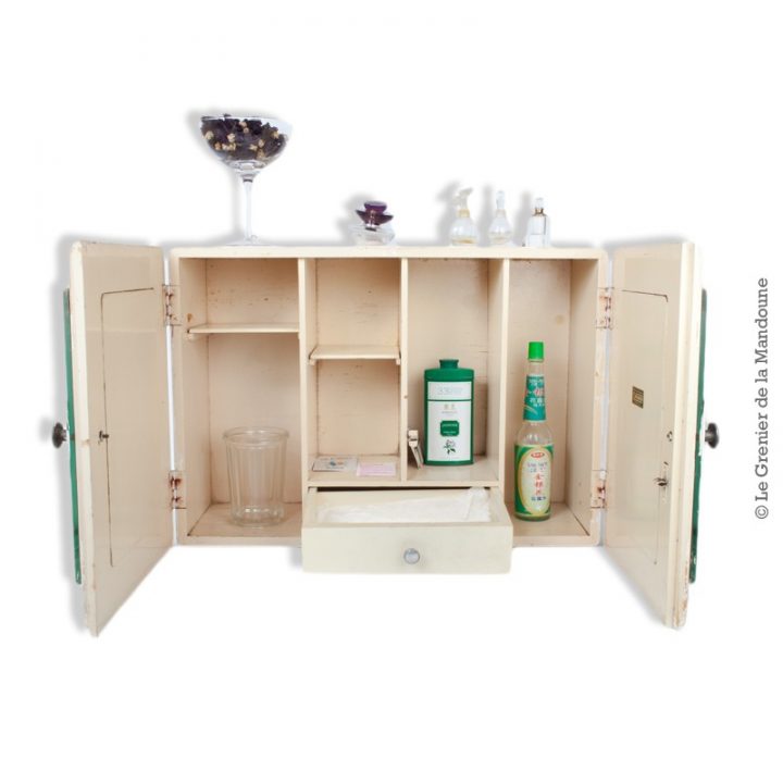 Armoire De Toilette Ancienne – Salle De Bain destiné Armoire De Toilette Plastique Armoire De Toilette Ancienne – Salle De Bain destiné Armoire De Toilette Plastique