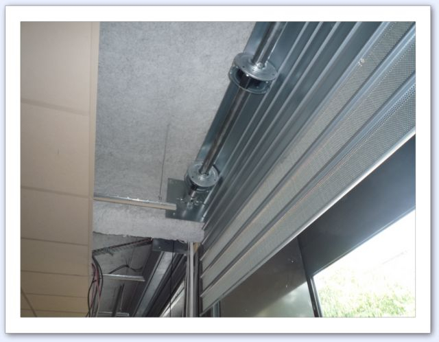 Axe Rideau Métallique – La Clinique Du Store Et Du Volet à Rideau Metallique Electrique Axe Rideau Métallique – La Clinique Du Store Et Du Volet à Rideau Metallique Electrique