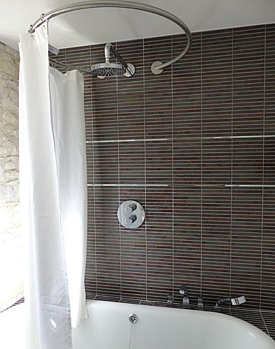 Baignoire Ilot Hommage De Villeroy Et Boch Et Barre De serapportantà Tringle Rideau Baignoire Baignoire Ilot Hommage De Villeroy Et Boch Et Barre De serapportantà Tringle Rideau Baignoire