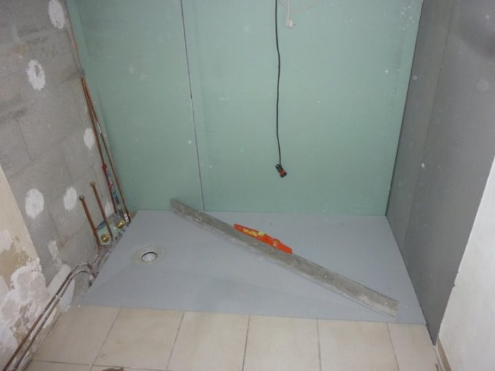 Bonde Pour Douche Italienne – Baignoire-Balnéothérapie encequiconcerne Bonde De Douche A Carreler