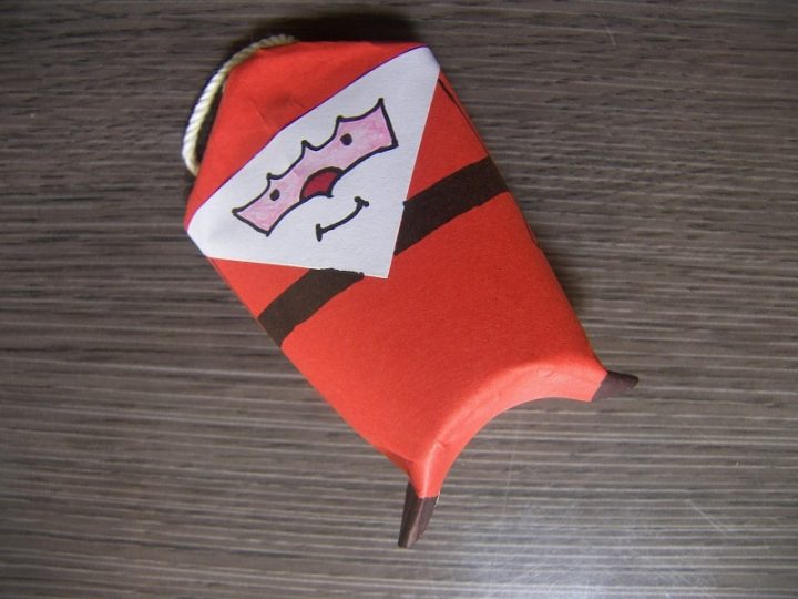 Bonnet En Laine Avec Rouleau Papier Toilette encequiconcerne Decoration De Noel Avec Rouleau Papier Toilette