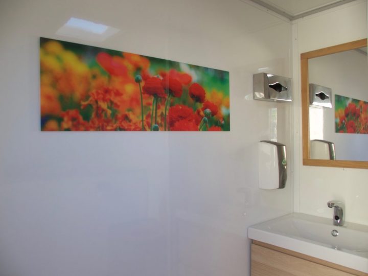 Bsl – Location De Sanitaires Et Toilettes Chimiques intérieur Toilette Chimique Caravane