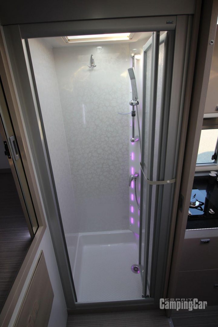 Cabine De Douche Camping Car – 1Stepclinic concernant Cabine De Douche Camping Car Cabine De Douche Camping Car – 1Stepclinic concernant Cabine De Douche Camping Car