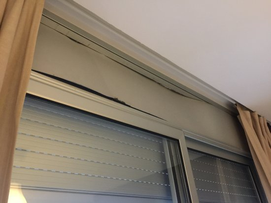 Cacher Coffre Volet Roulant – Gamboahinestrosa concernant Rideaux Pour Cacher Coffre Volet Roulant