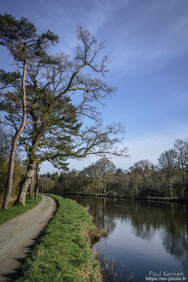 Canal De Nantes À Brest tout Chemin De Halage Canal De Nantes À Brest