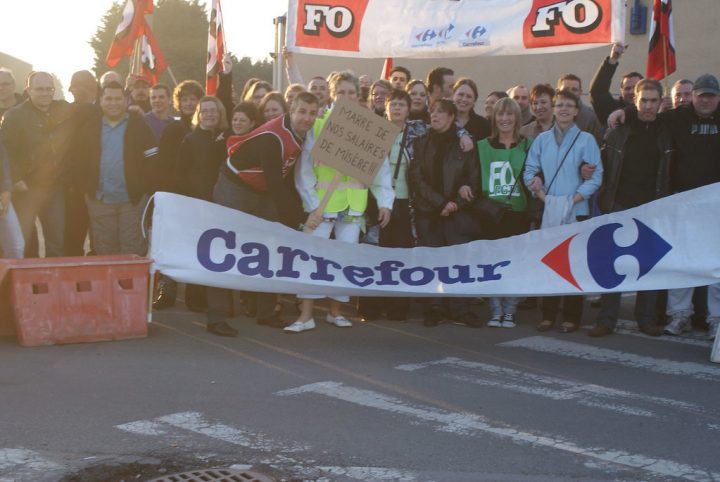 Carrefour: Des Salariés À La Croisée Des Chemins | Douai dedans Carrefour 7 Chemins