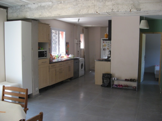 Carrelage Gris Salon Salle A Manger – Atwebster.fr encequiconcerne Carrelage Salle À Manger