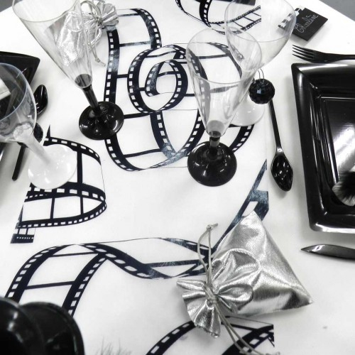 Chemin De Table Cinéma 5M destiné Chemin De Table Cinema