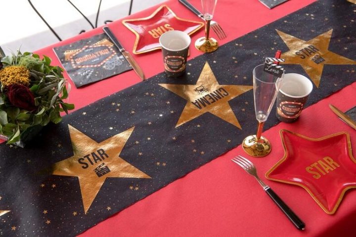 Chemin De Table Cinéma Noir Et Or Métallique (X1) Ref/6631 pour Chemin De Table Cinema