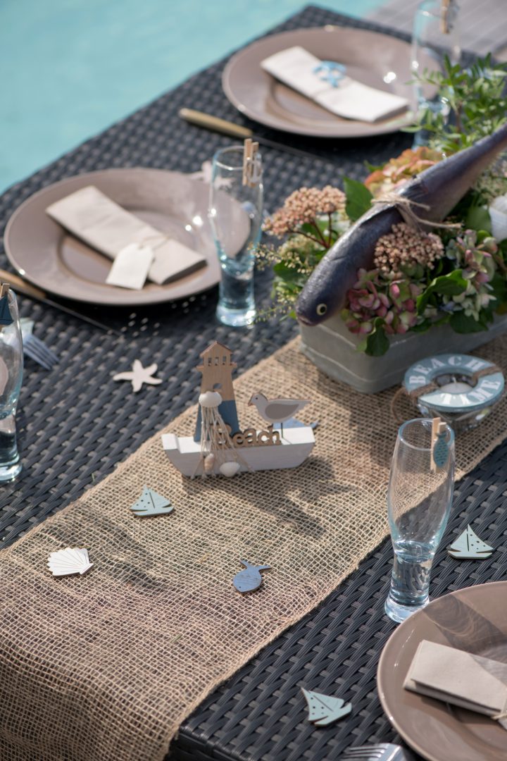 Chemin De Table En Jute Naturel 5 M, Décoration destiné Chemin De Table Chouette