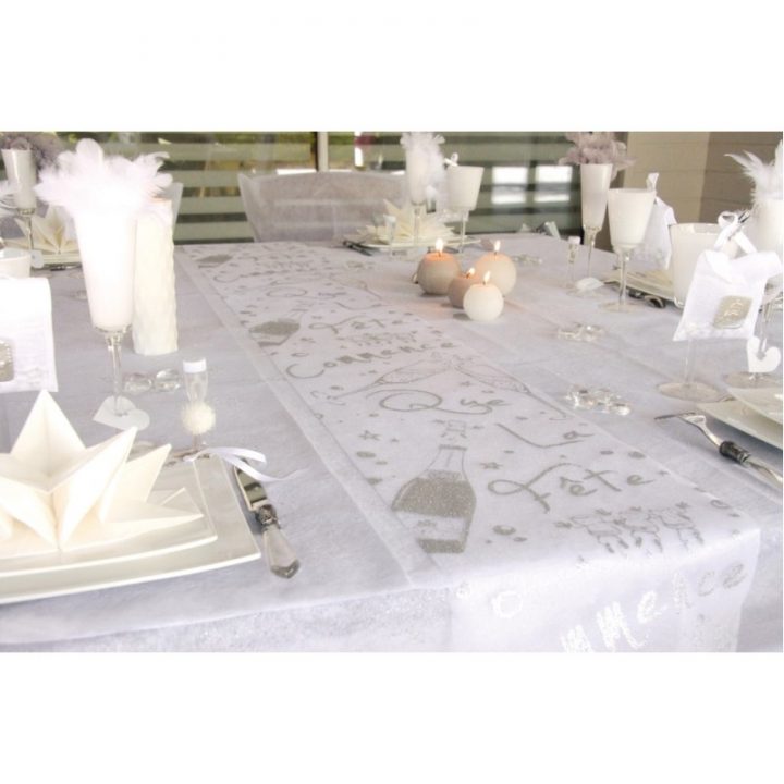 Chemin De Table Fête Blanc Argent Pailleté Chemin De Table destiné Chemin De Table Pailleté