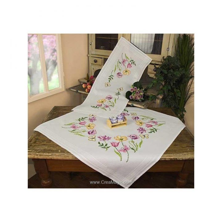 Chemin De Table Fleurs Coupées Blanche En Broderie concernant Chemin De Table Fleur