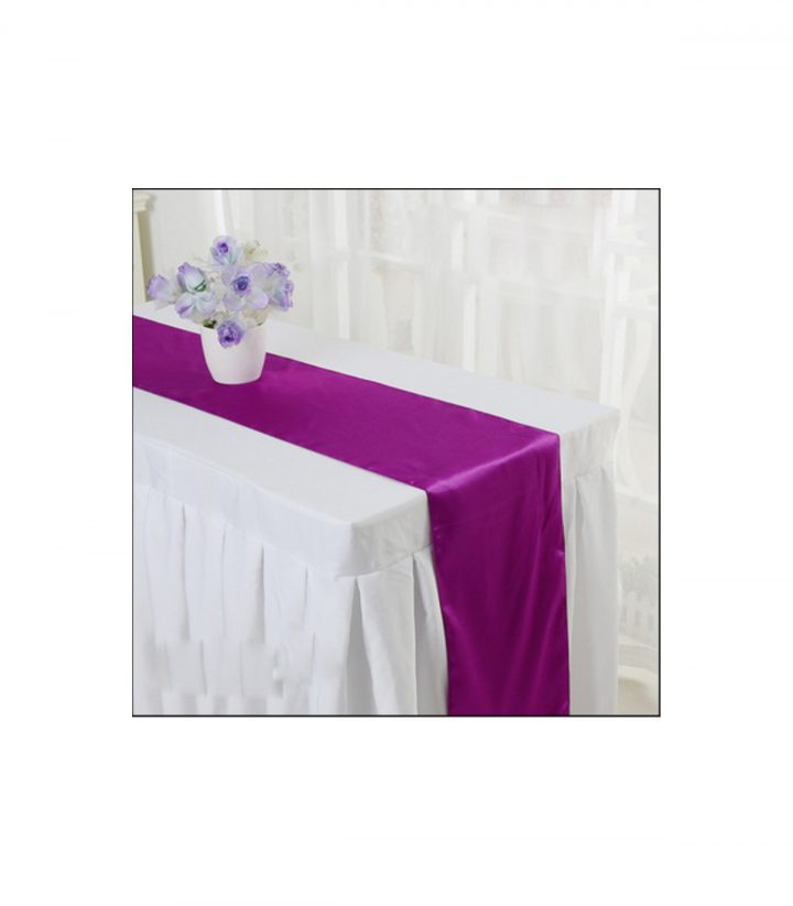 Chemin De Table Satin Violine 2M75 Couleur Violet dedans Chemin De Table Violet