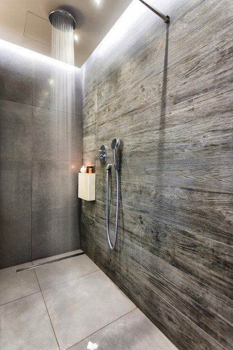 Colonne De Douche À Encastrer Ou Apparente: 60 Exemples D encequiconcerne Sol De Douche En Bois