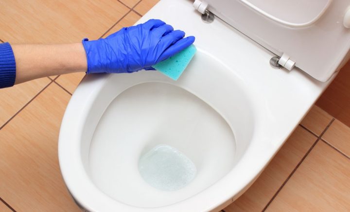 Comment Bien Nettoyer Des Toilettes Entartrées ? | Cuvette encequiconcerne Comment Nettoyer Des Toilettes