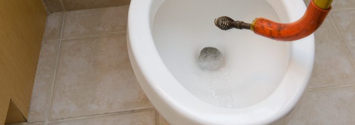 Comment Déboucher Des Toilettes ? – Izi By Edf tout Comment Deboucher Des Toilette Comment Déboucher Des Toilettes ? – Izi By Edf tout Comment Deboucher Des Toilette