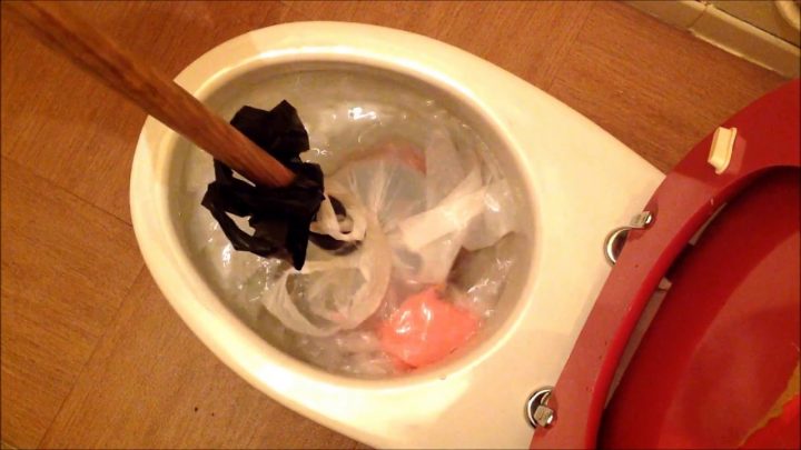 Comment Déboucher Ses Toilettes Soi-Même ? | Débouchage pour Debouche Toilette