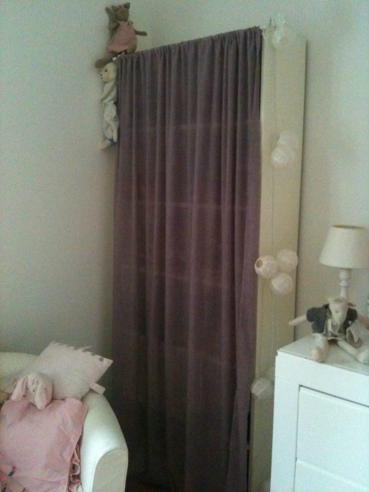 Comment Transformer Une Étagère Ikea En Penderie Pour tout Tringle A Rideau Pour Dressing Comment Transformer Une Étagère Ikea En Penderie Pour tout Tringle A Rideau Pour Dressing