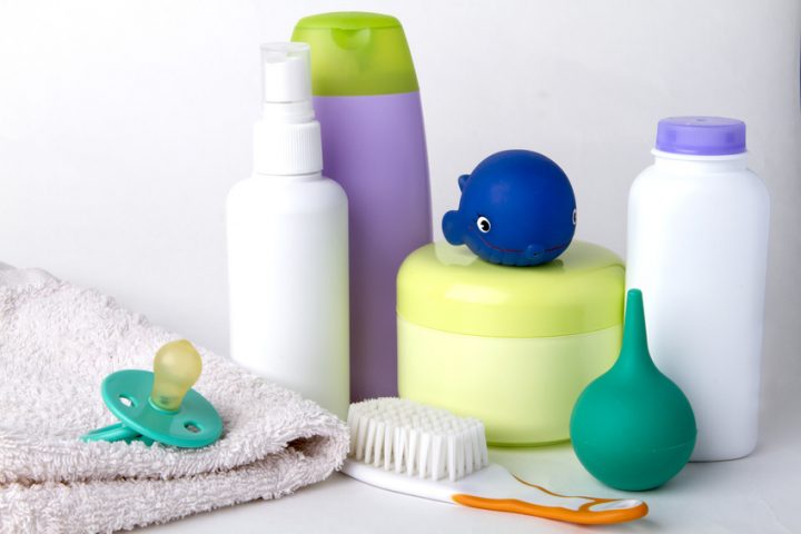 Cosmétiques : Pas De Parabènes Et Plutôt Des Huiles avec Produit De Toilette Pour Bébé