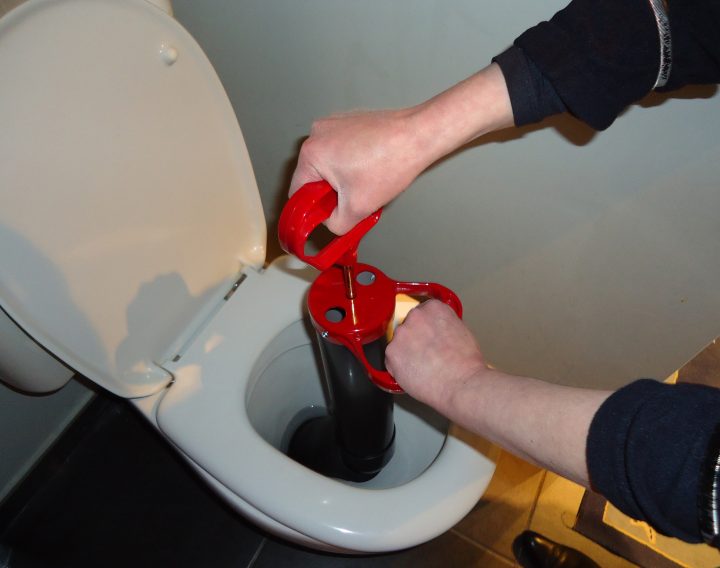 Debouchage Toilette – Wc Bouche | Artisans Pas Cher concernant Combien Coute Un Plombier Pour Deboucher Les Toilettes